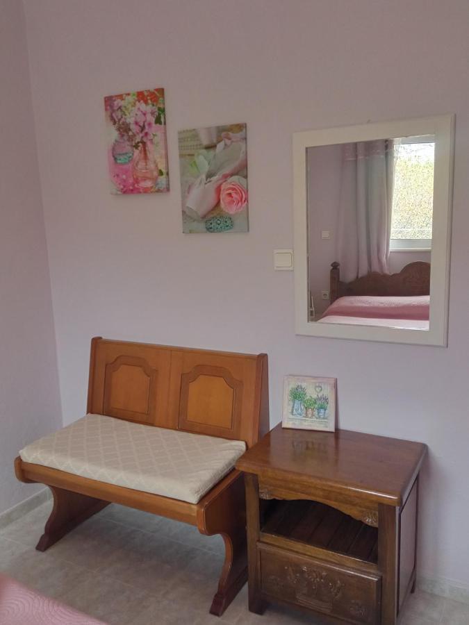 Marilen Apartment Livadia  Екстериор снимка