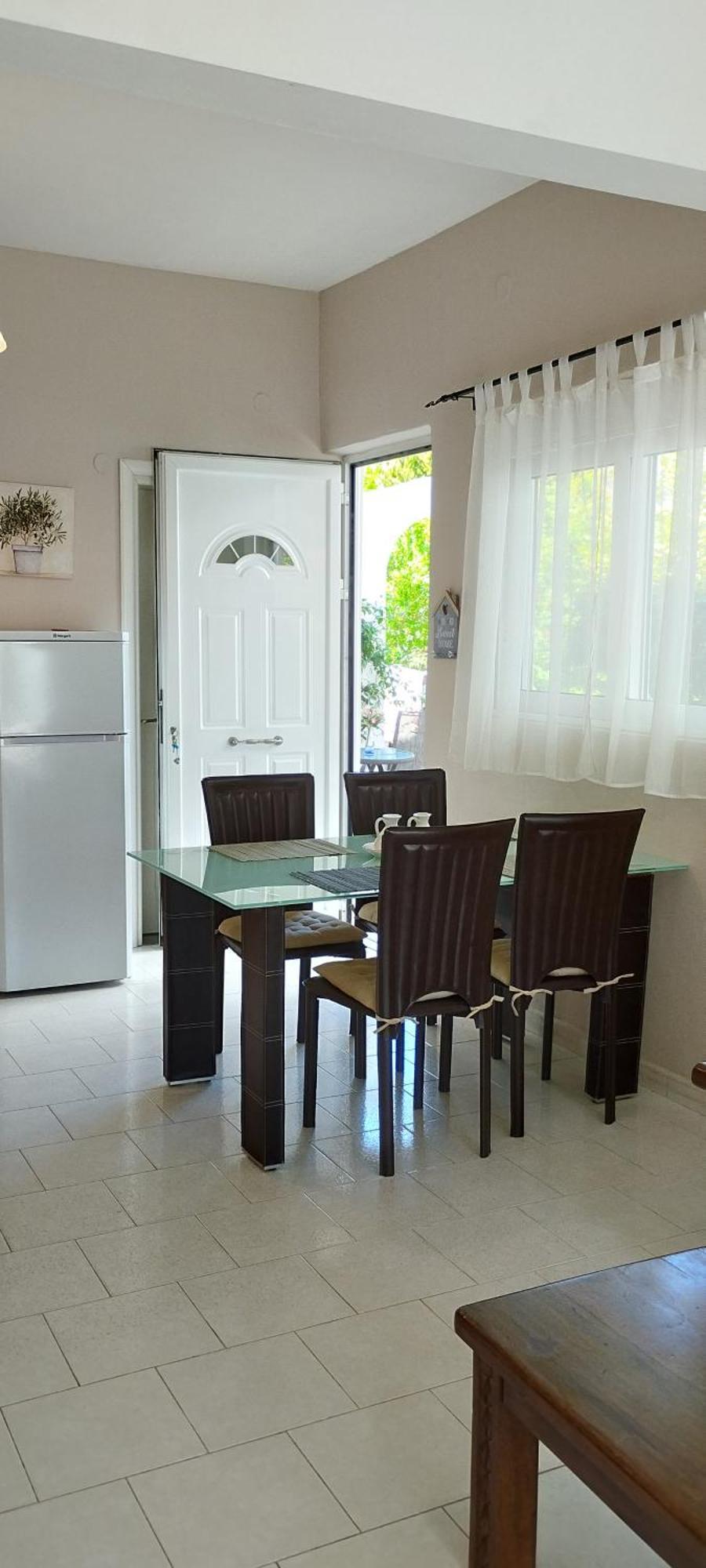 Marilen Apartment Livadia  Екстериор снимка